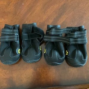 Dog Boots,Waterproof with Reflective Rugged Anti-Slip Sole for Medium Dogs 4Pcs